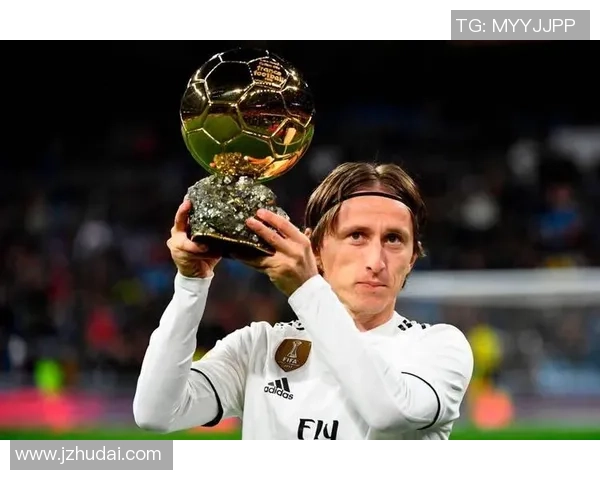 续约莫德里奇后,米兰再度寻找“白叟”:免签巴萨前锋再创光辉