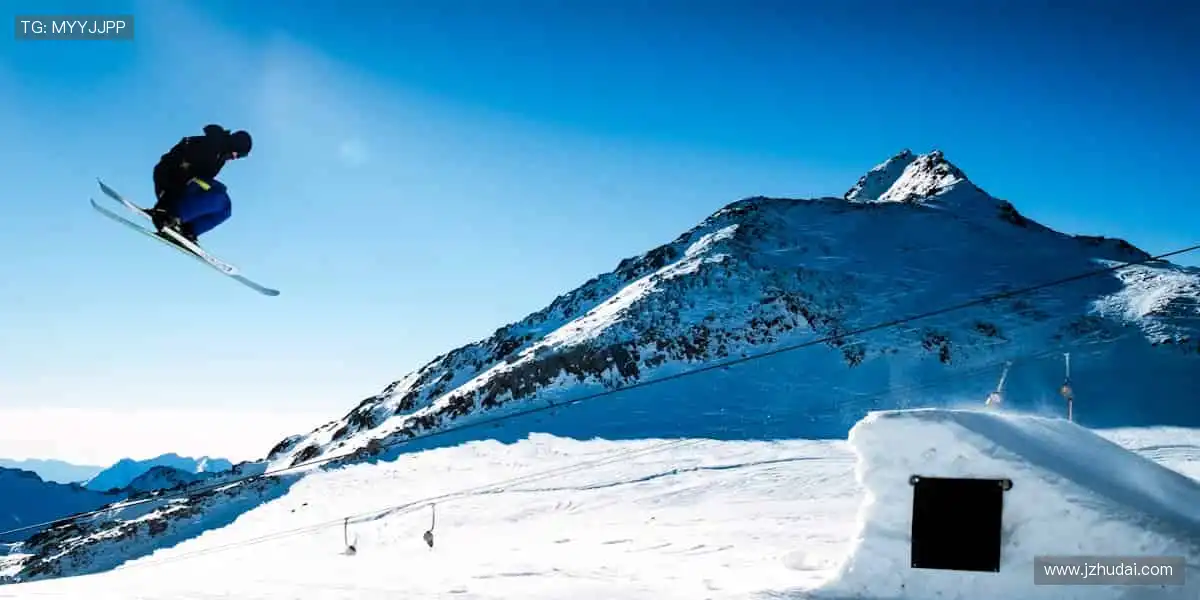 「突破极限,超越自我 —— 这里是体育精神的终极舞台!🔥报名参赛,书写你的传奇!」
